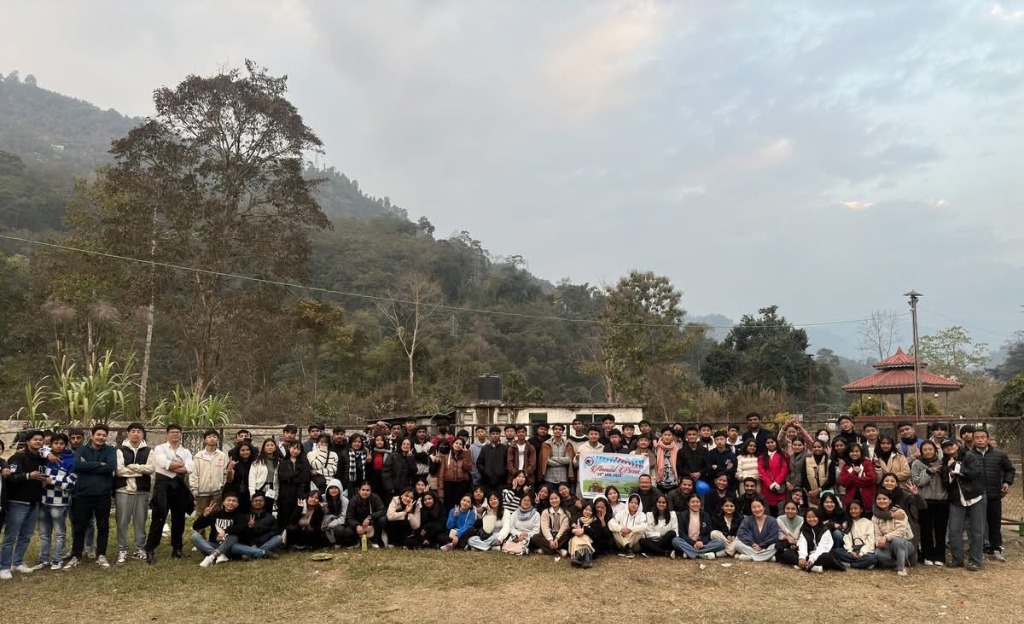 Study Zone annual picnic — students gather outdoors